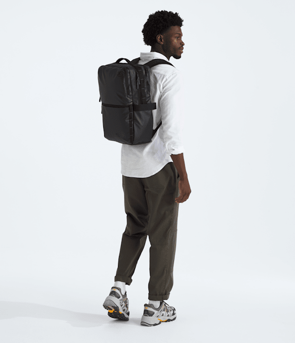 Base Camp Voyager Daypack (26L) - Image 5