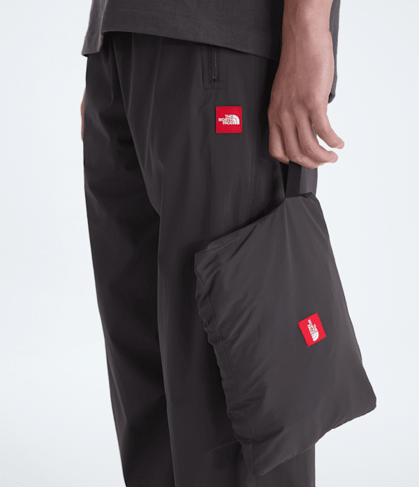 TNF™ Red Box Packable Hooded Wind Jacket