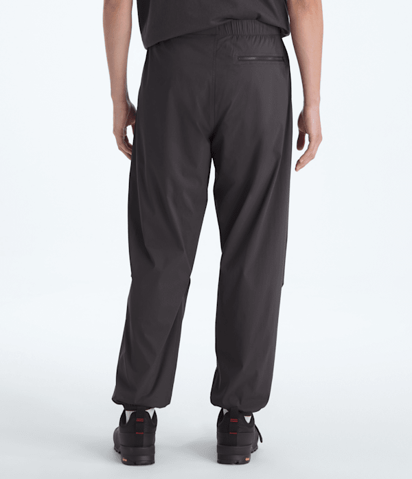 TNF™ Red Box Packable Wind Pants