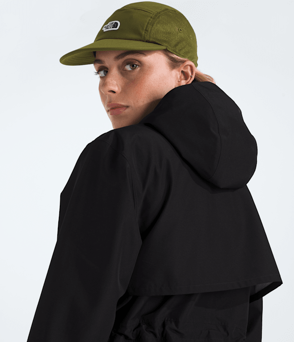 Women’s Daybreak Mid Rain Parka - Image 7