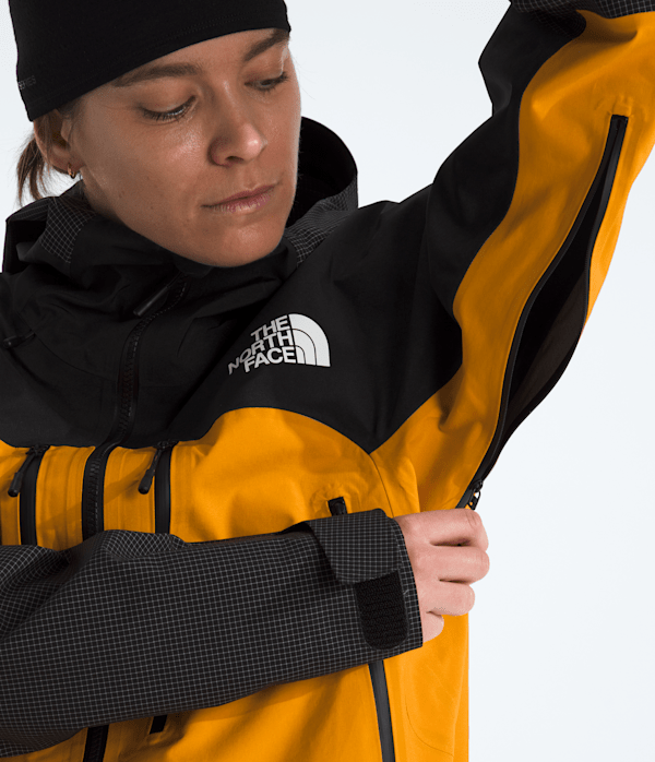 Women’s Summit Series Mountain GORE-TEX® Pro Jacket - Image 7