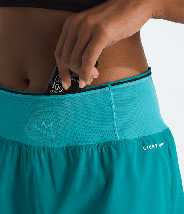 Women’s Summit Series Pacesetter 3'' Shorts - Image 8